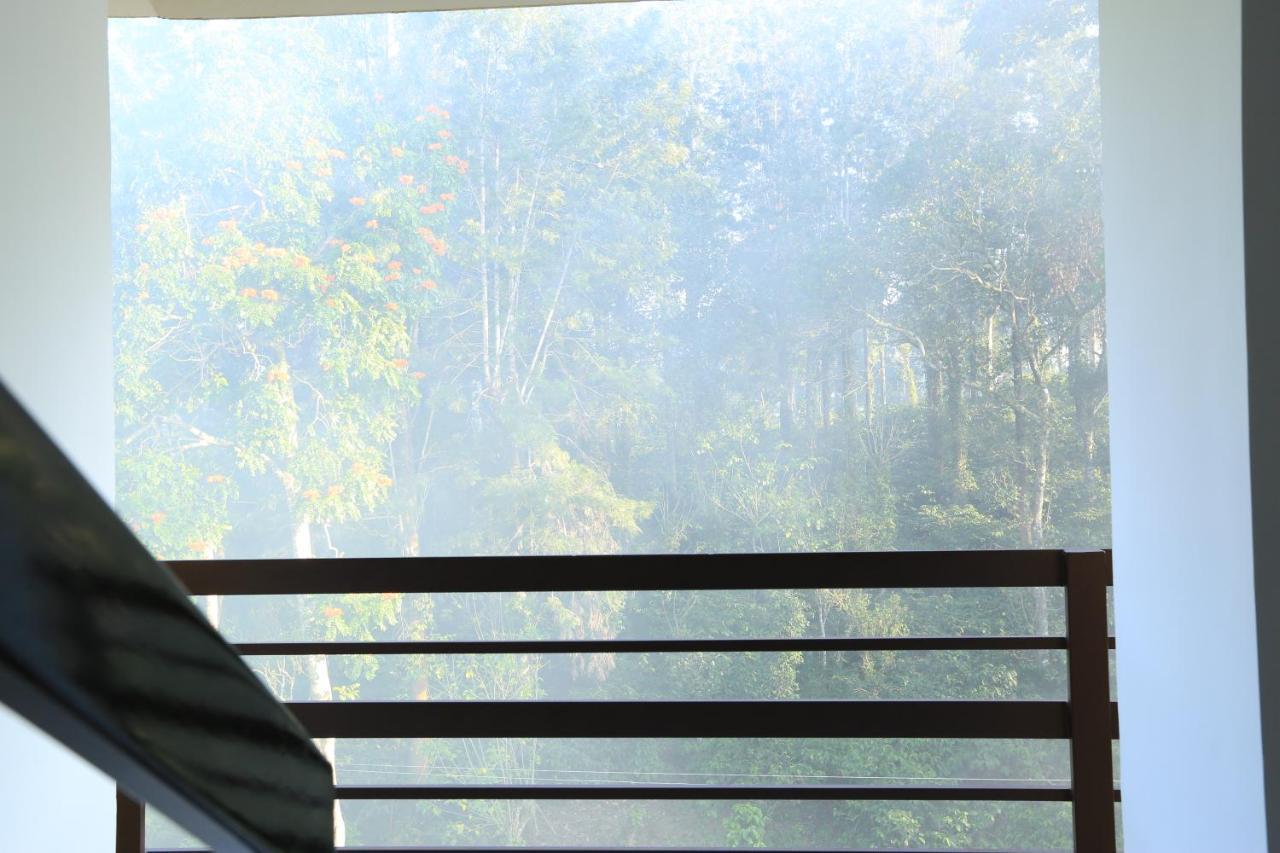 Aditi Thekkady Dış mekan fotoğraf