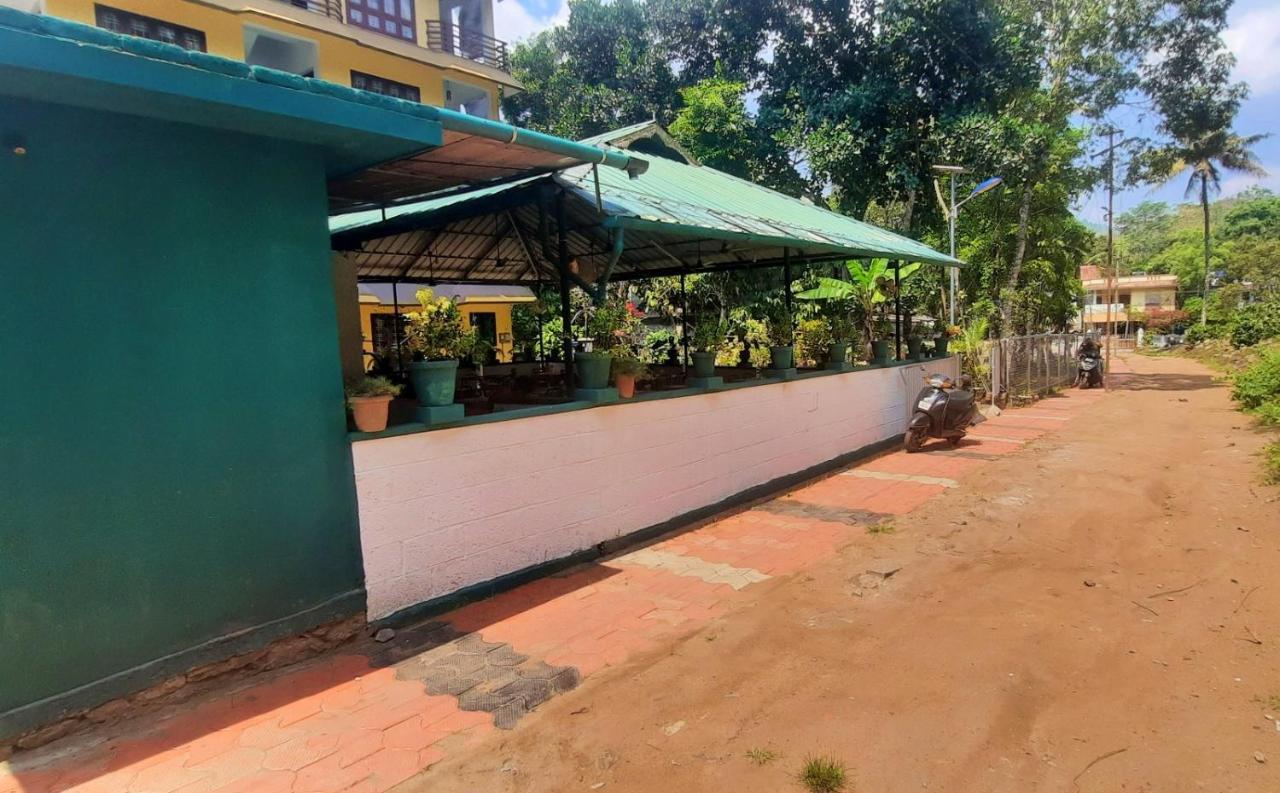 Aditi Thekkady Dış mekan fotoğraf